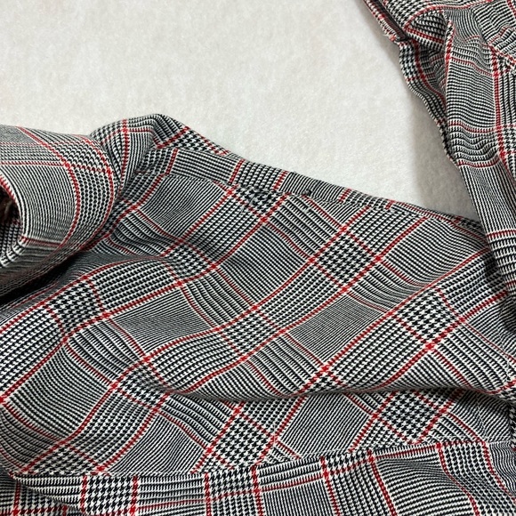 Tommy Hilfiger Plaid Shirt button Down shirt collared long sleeves  Frayed Top - Picture 8 of 9